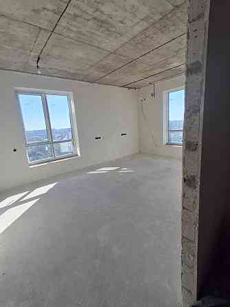 Продаж Квартира 2-кімнатна, 13/14 поверх на вул. Домбровського Житомир