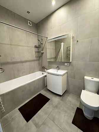 Продаж Квартира 1-кімнатна, 24/25 поверх на Генерала Шаповала вул., д. 2А Київ