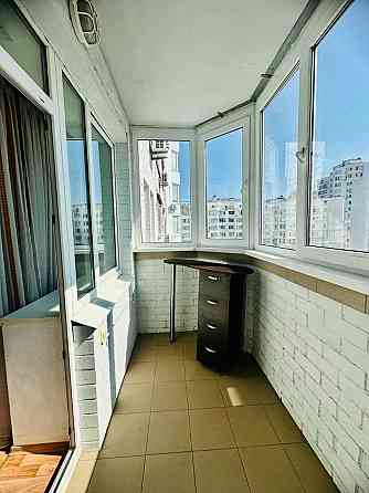 Оренда Квартира 1-кімнатна, 15/23 поверх на просп. Миколи Бажана, 12 Київ