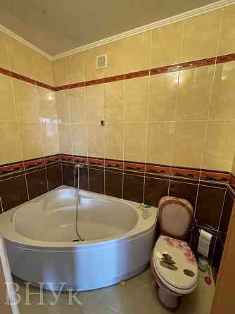 Продаж Квартира 4-кімнатна, 8/9 поверх на Поділля Ющенка Вінниця