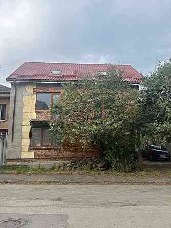Продаж Будинок на вул.Бандери, 73 Івано-Франківськ
