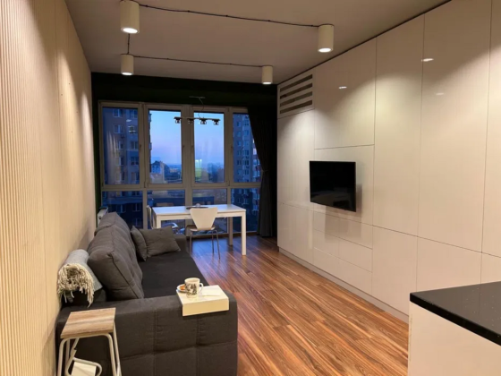 Продаж Квартира 1-кімнатна, 6/14 поверх на Симоненко Василя, 5а Киев