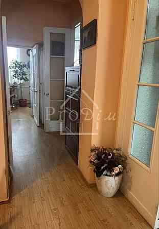 Продаж Квартира 3-кімнатна, 5/5 поверх на Іоанна Павла ІІ вул. (Патріса Лумумби), 15 Kiev