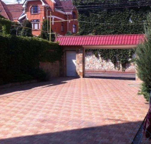 Продам дом на 13 Фонтана у моря первая линия . Odessa