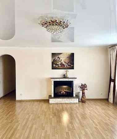 Оренда Квартира 3-кімнатна, 9/9 поверх на ул. Горловская Київ