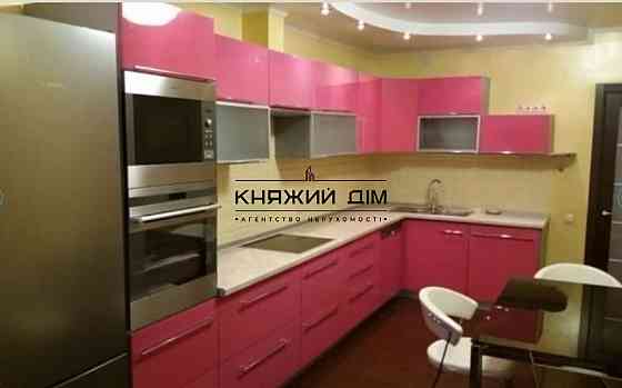 Оренда Квартира 3-кімнатна, 12/17 поверх на Бориспольская ул. Киев