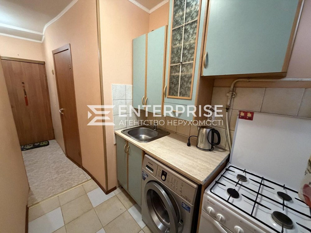 Продаж Квартира 1-кімнатна, 3/9 поверх на вул. Копыловская Київ - фото 4