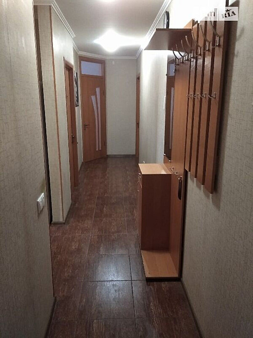 Оренда Квартира 3-кімнатна, 2/5 поверх на ул. Светлая Київ - фото 1