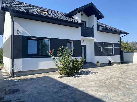 Продаж Будинок 4-кімнатний на вул. Щаслива Пидрясне