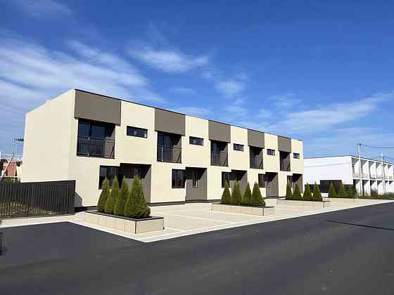 Продаж котеджів Ужгород Садовий (ближній) Uzhhorod