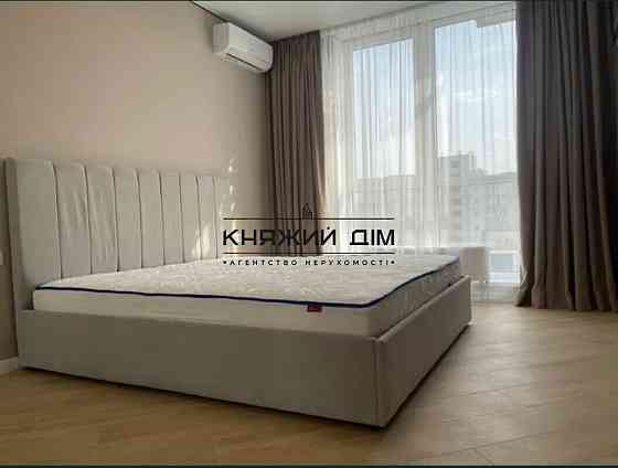 Оренда Квартира 2-кімнатна, 23/25 поверх на Ревуцкого ул. Киев