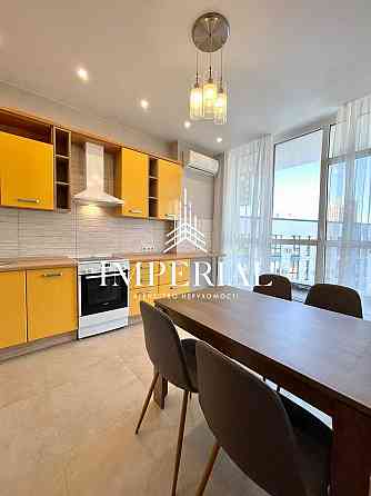 Оренда Квартира 2-кімнатна, 10/10 поверх на вул. Центральна Київ