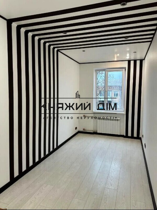 Продаж Квартира 3-кімнатна, 5/5 поверх на Уманская ул. Kiev - photo 4