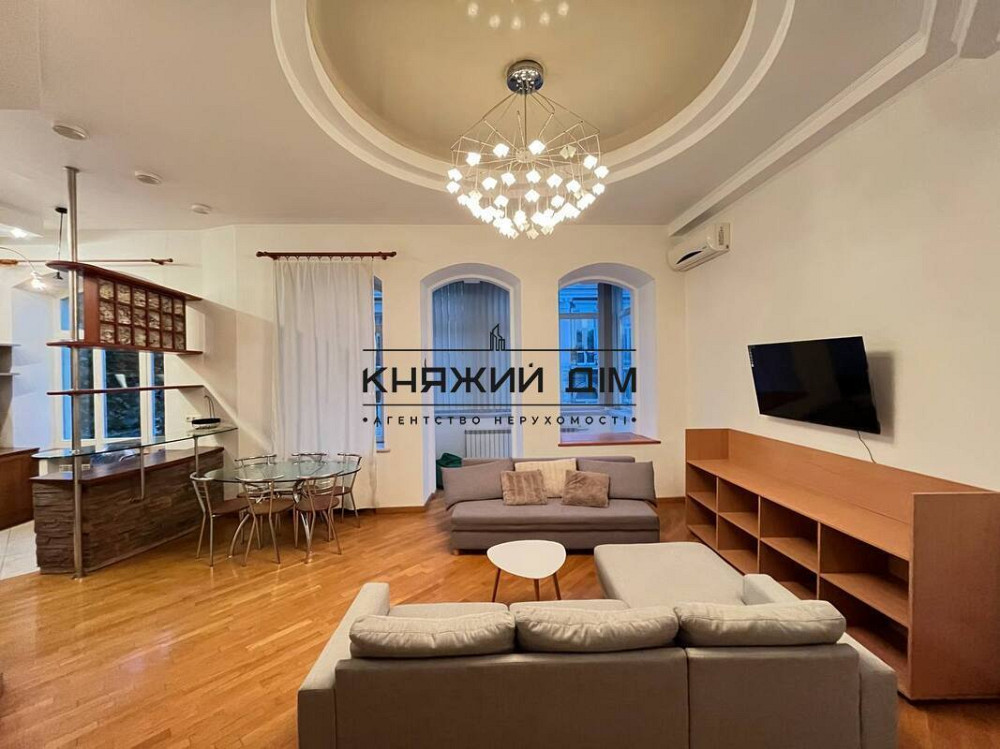 БЕЗ КОМІСІЇ! Оренда 3 -к. кв. студія метро Майдан Незалежності по вул. Михайлівській . №: 11203791 Київ - фото 1