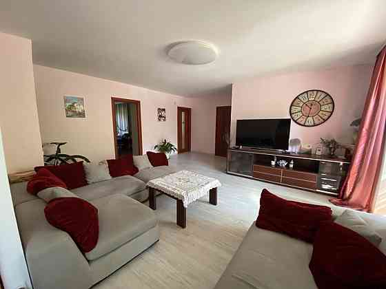 Продаж Квартира 4-кімнатна, 1/9 поверх на Хоткевича Г. вул., 44 Івано-Франківськ