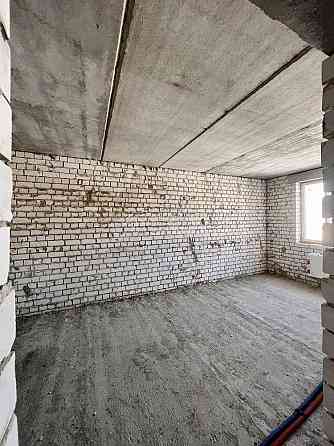 Продаж Квартира 1-кімнатна, 16/16 поверх на вул. Заливна Kharkiv