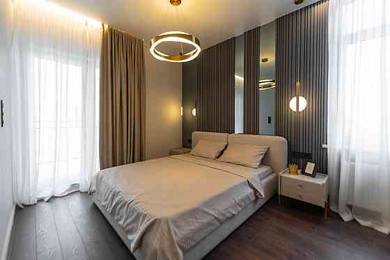 Продаж Квартира 2-кімнатна, 17/24 поверх на Краснова ул. Одеса