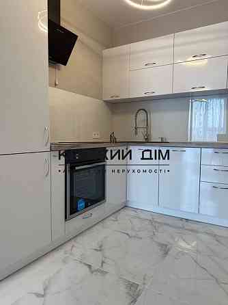 Продаж 1-но кімнатної квартири в ЖК Sky Avenue Севастопільська Площа. № 21144464 Київ