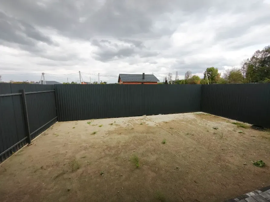 For sale 1-storey Cottage with land 2.5 ares 105 sq.m 4 rooms at Петра Угляренка Uzhhorod - photo 7