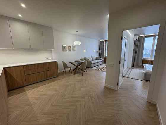 Продаж Квартира 2-кімнатна, 10/25 поверх на Князя Романа Мстиславича вул., д. 22 Київ