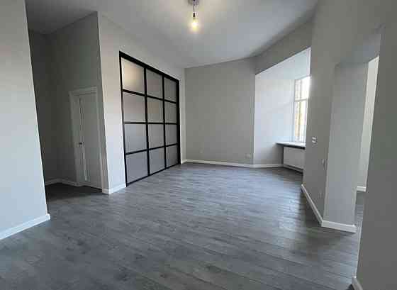 Продаж 2к Квартира 53 кв.м Січових Стрільців, 8 Львів