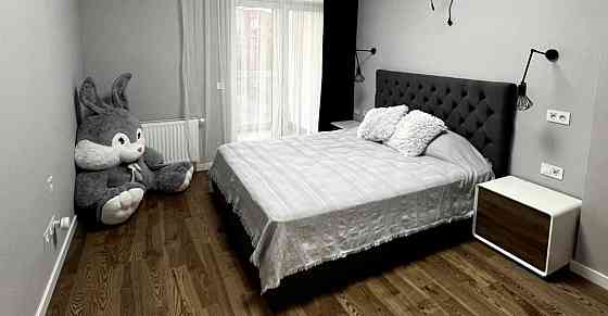 Продаж Квартира 2-кімнатна, 2/5 поверх на Університетська, 17а Київ