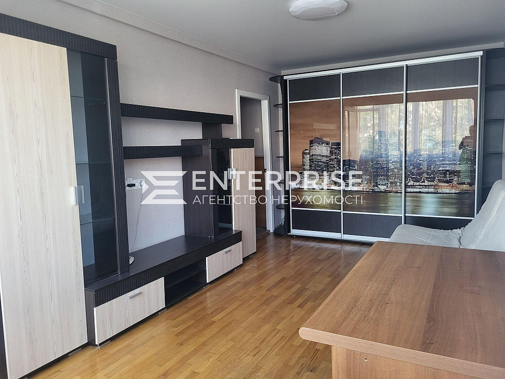 Продаж 2к Квартира 55 кв.м Коновальця Євгена вул. Київ - фото 1