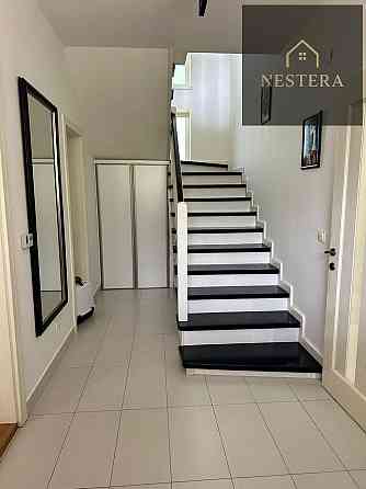 Продаж Будинок 5-кімнатний на вул. Ольбрахта Ужгород