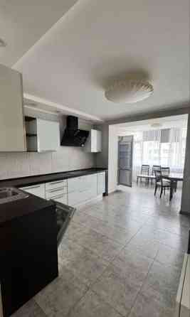 Продам 2х комн. квартира по ул.Зоопарковая. Одеса