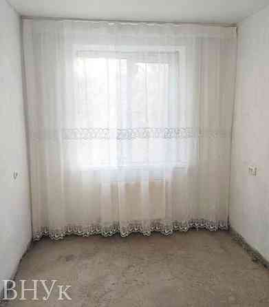 Продаж Квартира 4-кімнатна, 1/5 поверх на вул. Андрія Первозванного Вінниця