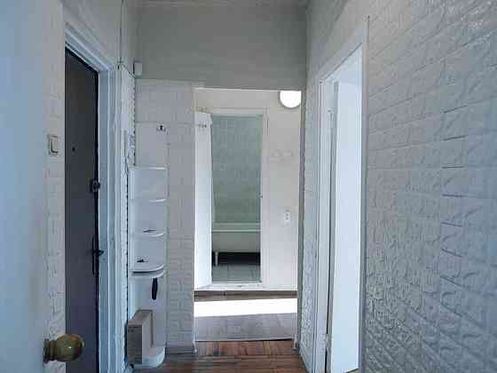 Продаж Квартира 2-кімнатна, 3/10 поверх на Вишняковская, 8 Киев