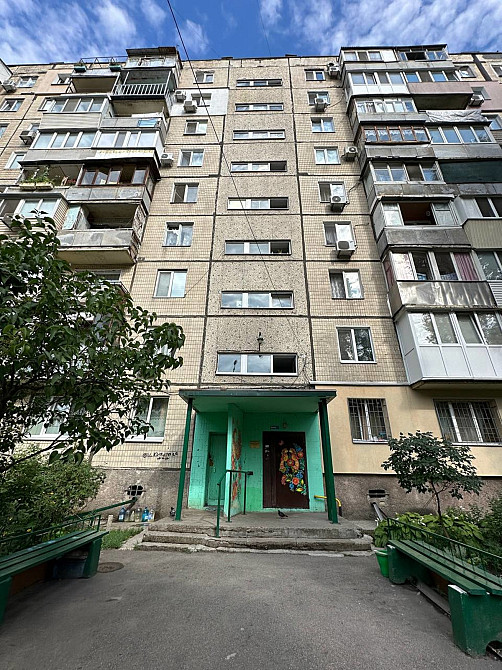 Продаж Квартира 4-кімнатна, 8/9 поверх на Калиновая ул., 61 Дніпро - фото 1