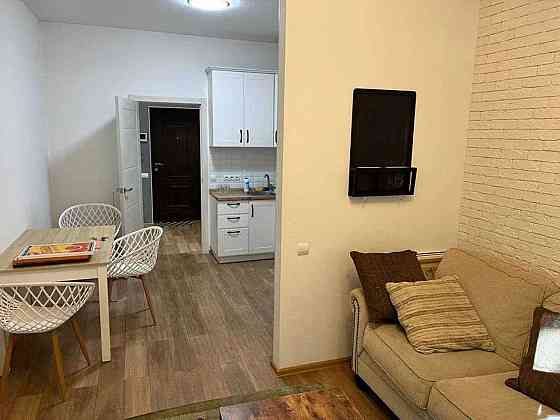 Оренда Квартира 3-кімнатна, 3/8 поверх на Вул. Дегтярна, 31 Київ