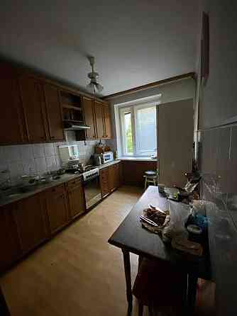 Продаж Квартира 4-кімнатна, 1/10 поверх на вул. Коновальця Євгена L'viv