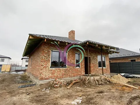 Продажа 1-этажный   100 кв.м 3 комн. на Набережна вулиця  - изображение 2