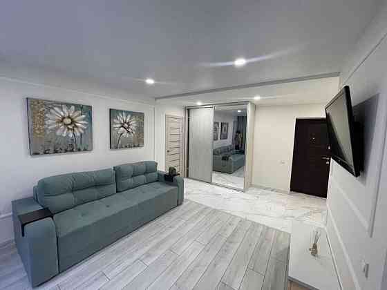 Оренда Квартира 2-кімнатна, 3/5 поверх на Буслівська, 15 Київ