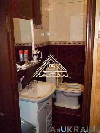 Продам под офис 2-комнатная квартира , Фонтанская дорога. Odessa