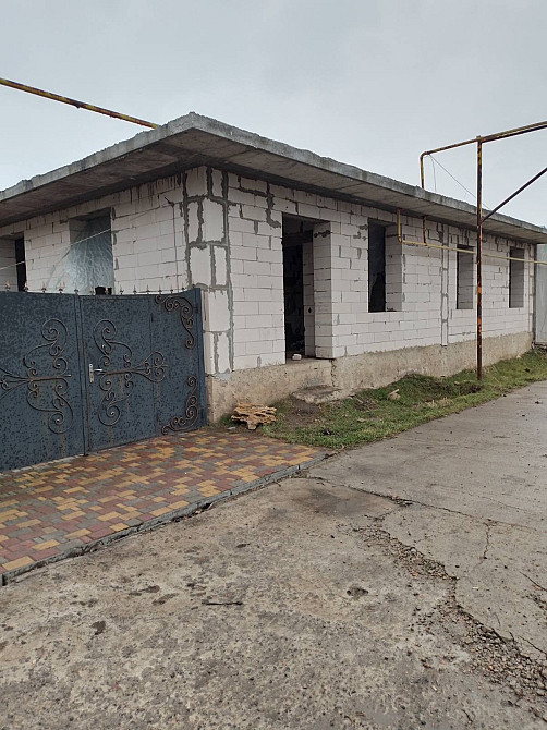 Предлагается к продаже коробка дома в Усатово Усатове - фото 1