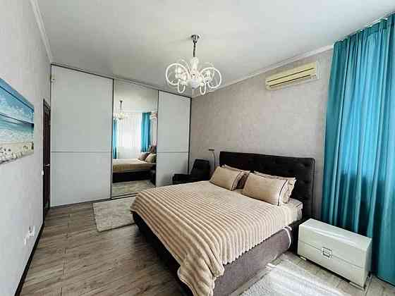 Продаж Квартира 3-кімнатна, 3/13 поверх на Володимира Івасюка вул., д. 6 Kiev