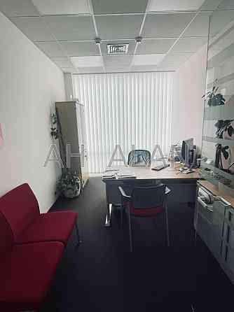 Оренда офісне приміщення на Нововокзальна вул., 2 приміщень - 25, поверх - 2/5 Київ