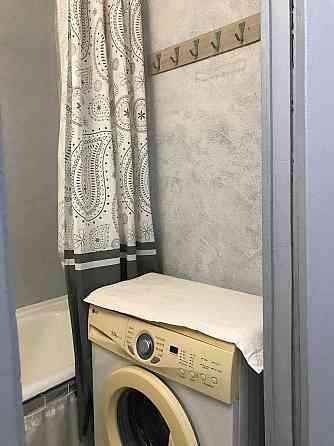 Оренда Квартира 1-кімнатна, 5/9 поверх на Руденко Лариси, 8 Київ