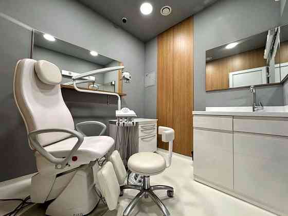 Оренда офісне приміщення на улица Днепровская Набережная, д.14 приміщень - 3, поверх - 1/24 Киев