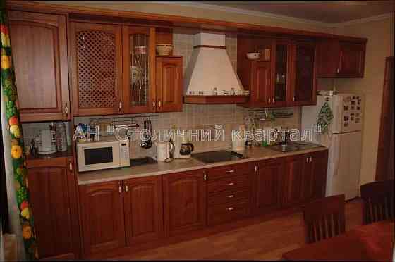 Продаж Будинок 3-кімнатний на Милославська вул., 45 Kiev