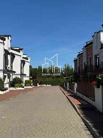 Продаж 3-поверховий Будинок з ділянкою 2 сот 200 кв.м 5 кімн. на Орлика Пилипа вул. Львов