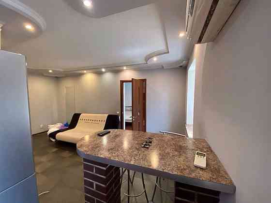 Оренда Квартира 2-кімнатна, 3/5 поверх на Константиновская ул., 44 Київ