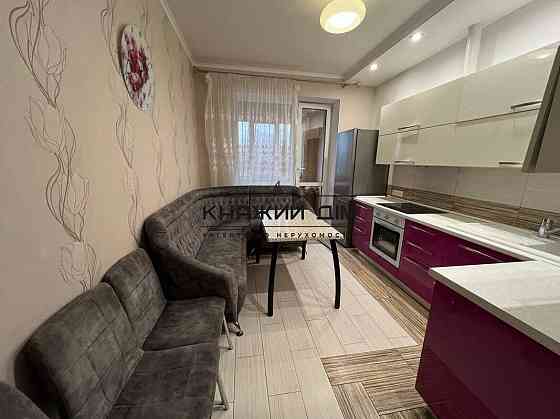 Продаж 2-кімнатної роздільної квартири, метро Осокорки 7 хв.пішки. № 21146130 Київ