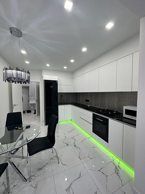 Продаж Квартира 1-кімнатна, 10/12 поверх на Владимирская ул., 1 Дніпро - фото 2