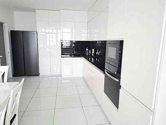 Продаж Квартира 2-кімнатна, 12/25 поверх на Євгенія Сверстюка вул., д. 6-В Kiev