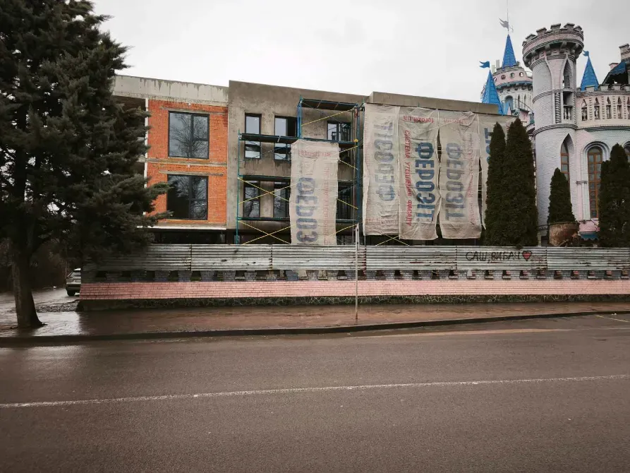 For sale 1-room Apartment 46 sq.m Собранецька 130 Uzhhorod - photo 2