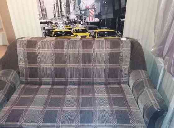 Оренда Квартира 3-кімнатна, 1/5 поверх на ул. Дегтярёвская Kiev